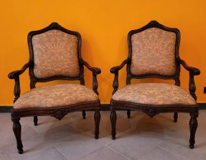 Pair of Genoa armchairs